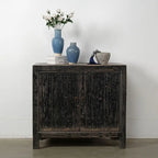 Zweitüriger Schrank in Used-Schwarz – 39x18x35 in.